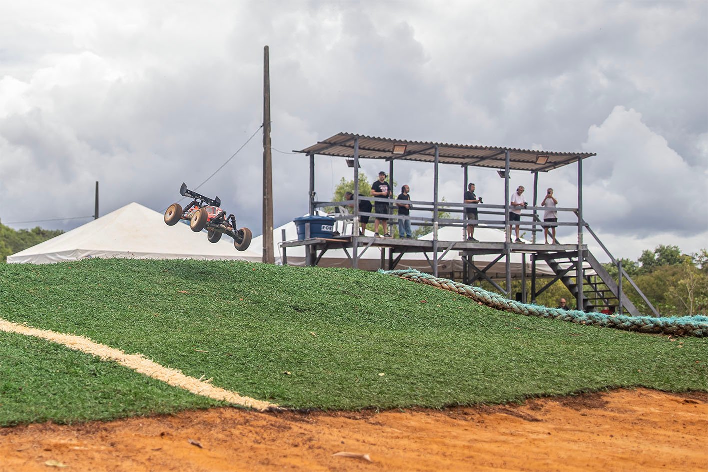 Campeonato Carioca de Automodelismo Offroad na pista de automodelismo na linha verde. Macaé/RJ.