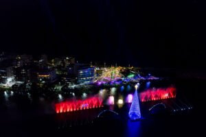 Show das Águas Dançantes na Lagoa de Imboassica. Macaé/RJ. Data: 08/12/2024. Foto: Rui Porto FIlho